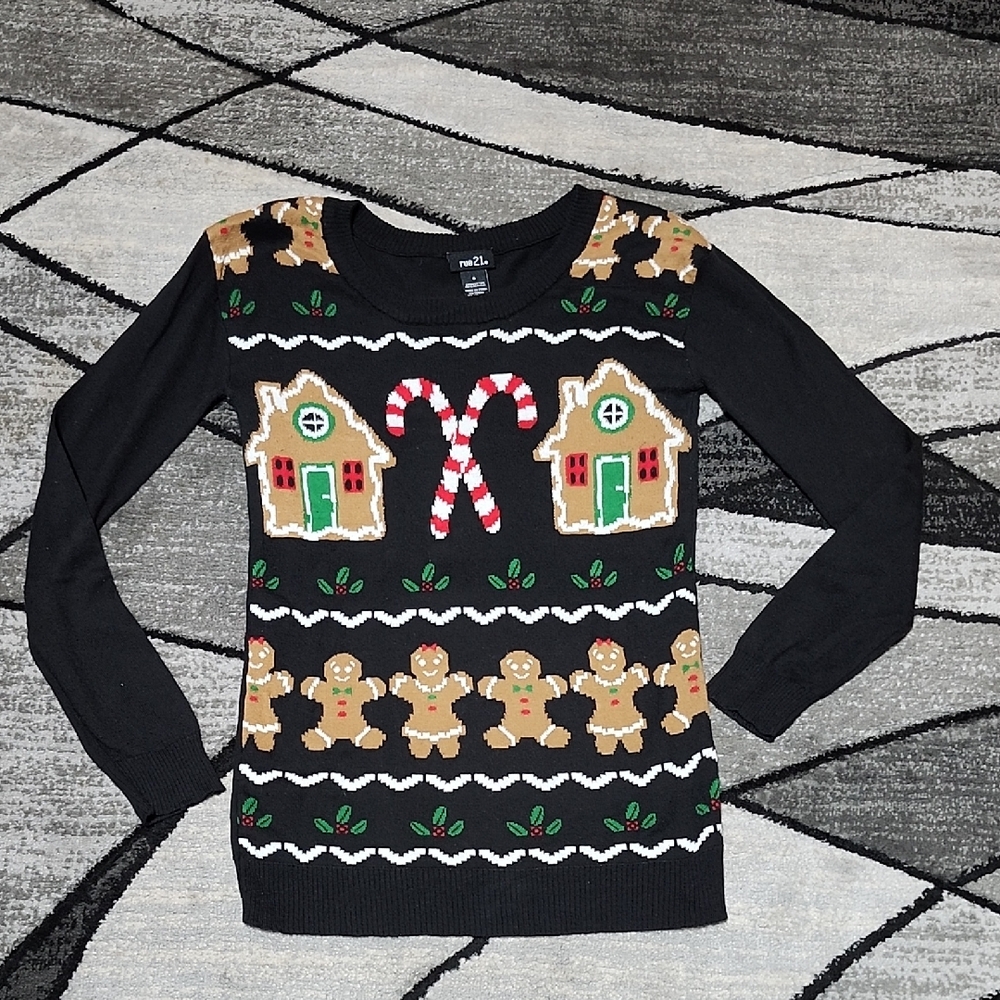 RUE 21 CHRISTMAS BLACK GINGER BREAD HOUSE/MAN CANDYCANE CREWNECK SWEATER